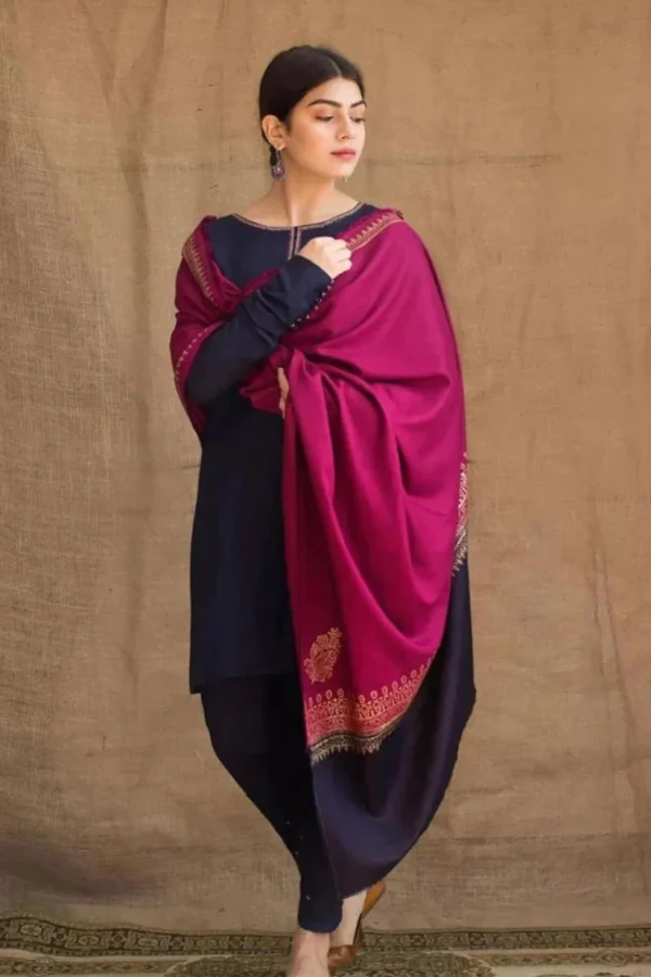 KN405-WINTER 3 Piece Dhanak Suit with Printed Shawll