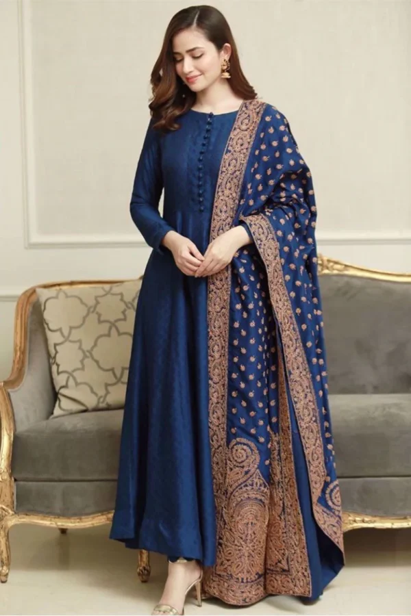 KN408- WINTER Linen Suit with Heavy Embroidered Linen Shawl