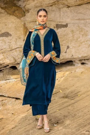 KN821-Winter Velvet Embroidered printed duppatta Winter Collection