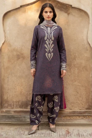 KN830- Winter jazmin 3PC Dhanak Karandi Printed Suit